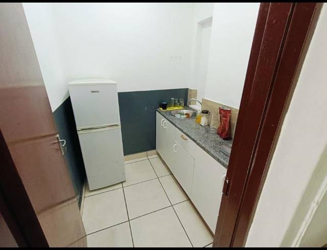 INDUSTRIAL PROPERTY TO RENT IN HALFWAY HOUSE